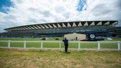 Ascot stand